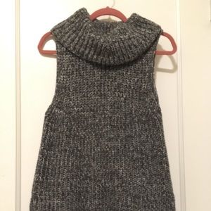 Sleeveless cowl neck sweater